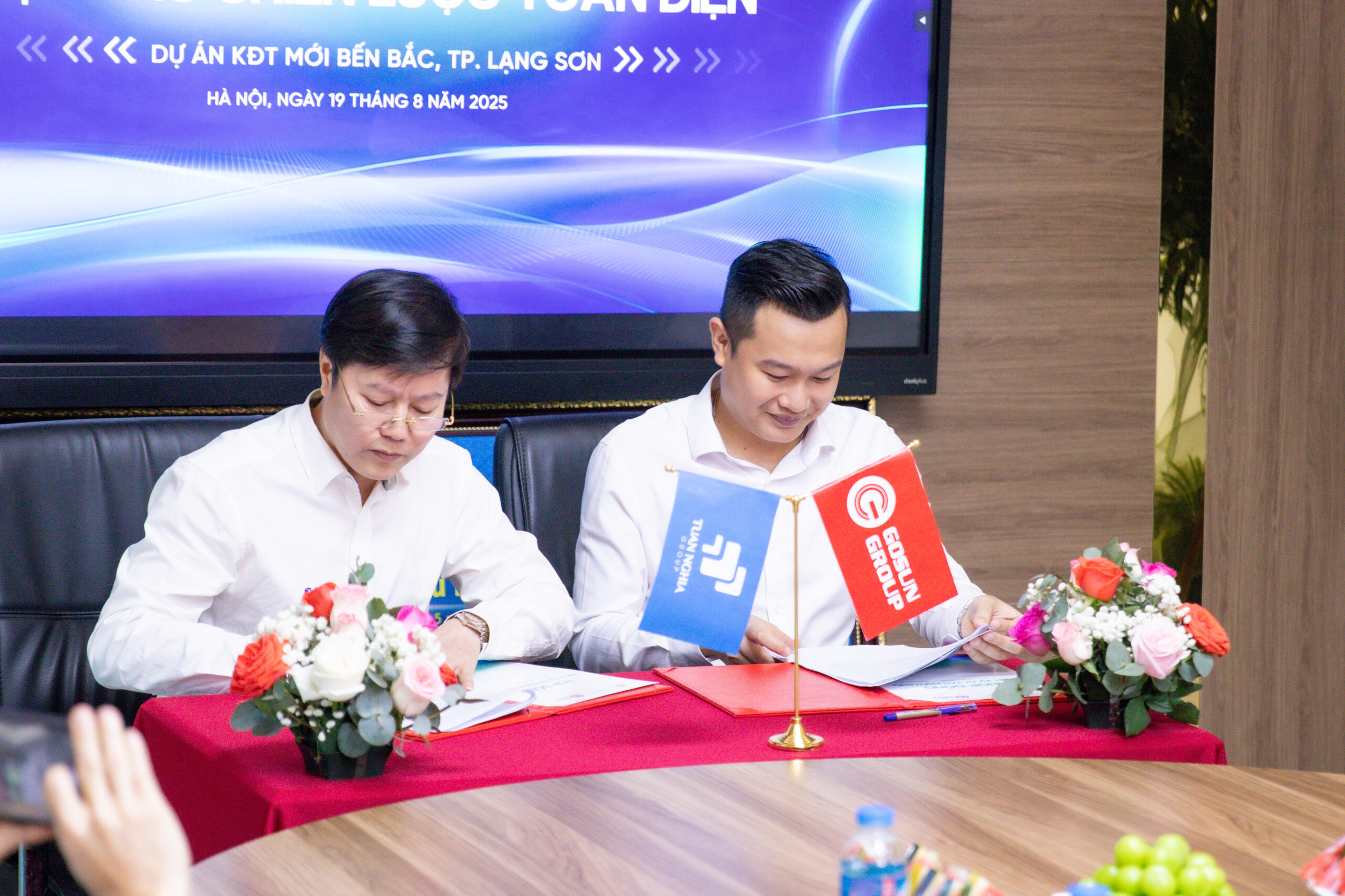 Ký kết hợp tác khu đô thị mới Bến Bắc với Gosun Group